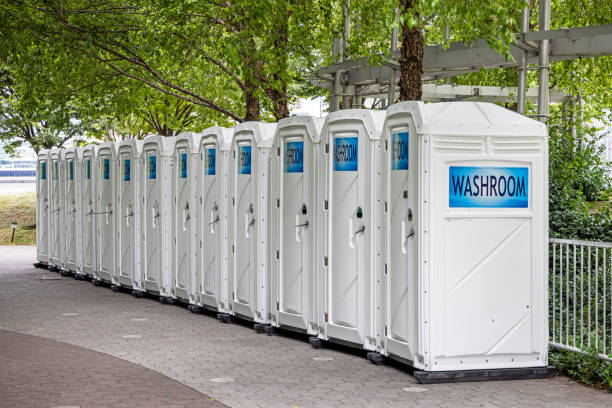 Porta potty delivery and setup in Mackinac Island, MI